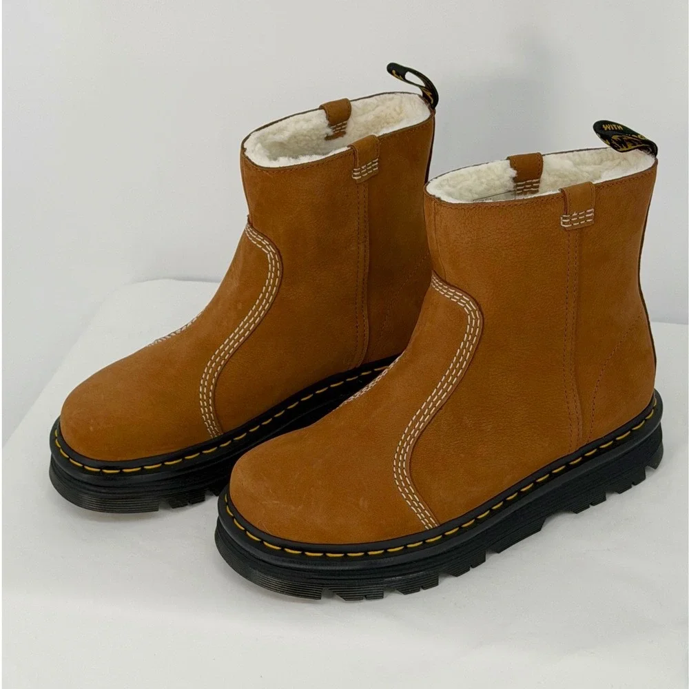 Dr. Martens Zebzag Rigger WL Tan Nubuck Faux Fur Lined Boots 10 NEW 111-01